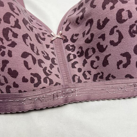Cacique 42DDD Bra Lavender Animal Print Lightly Lined No Wire Sports Tee Shirt - Picture 2 of 6